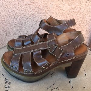 Dr. Martens Brown Leather Sandals Vanessa Size 7